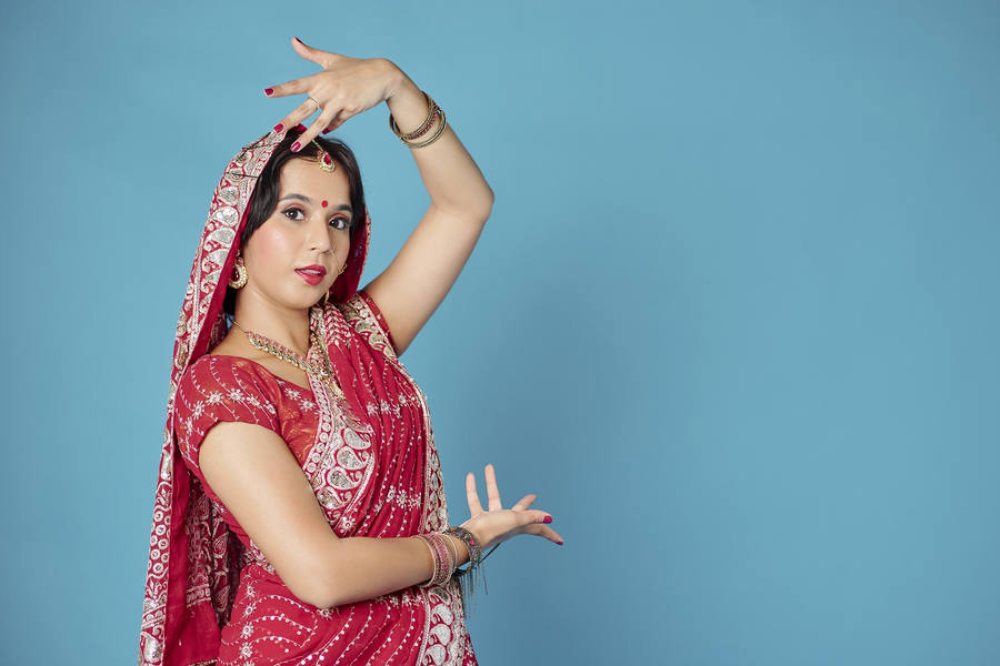 Advertencia Universidad Comedia de enredo Vestimenta de India: trajes más típicos de la India para mujer(Sari) y  hombre(Dhoti)